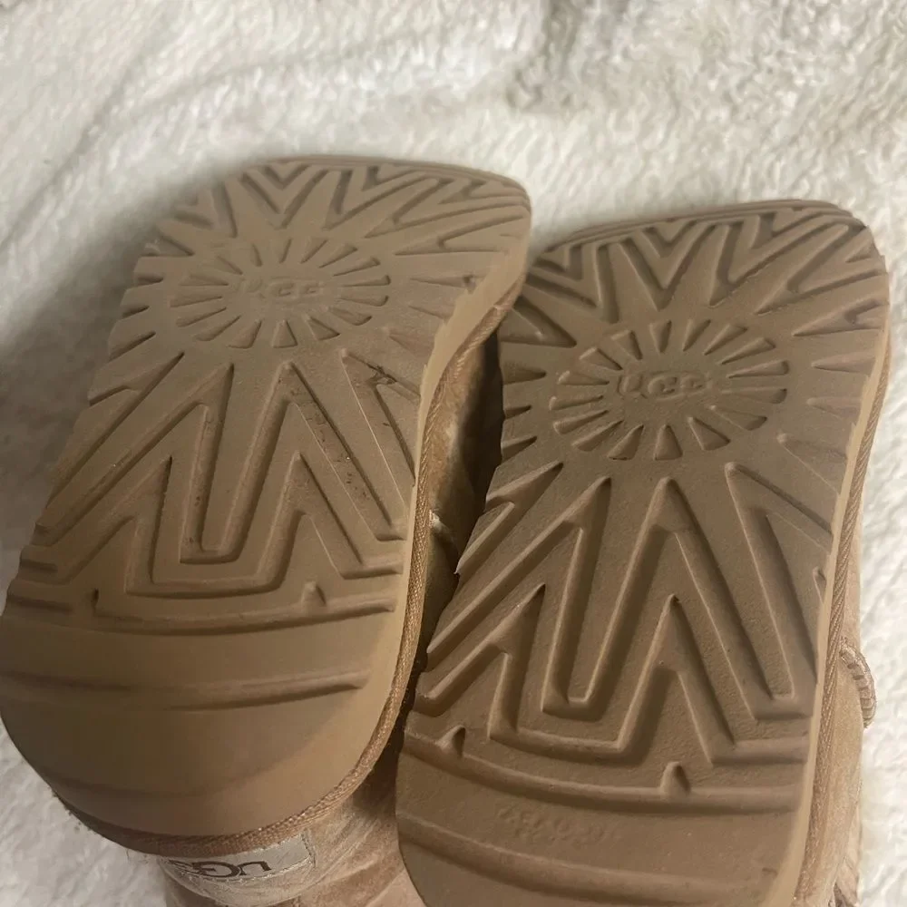 UGG Women's Classic Mini Double Zip Tan Suede Boots SZ8